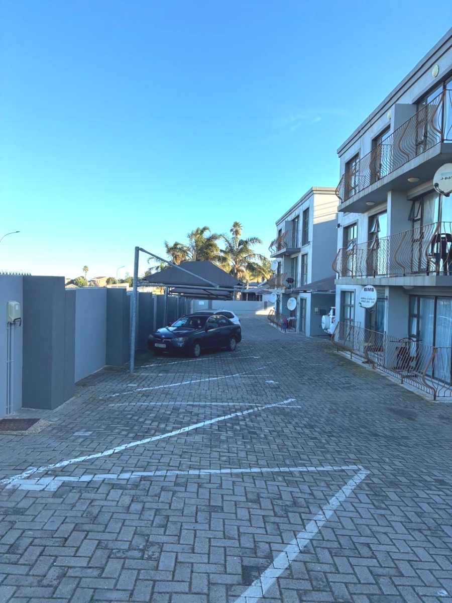 2 Bedroom Property for Sale in C Place Eastern Cape
